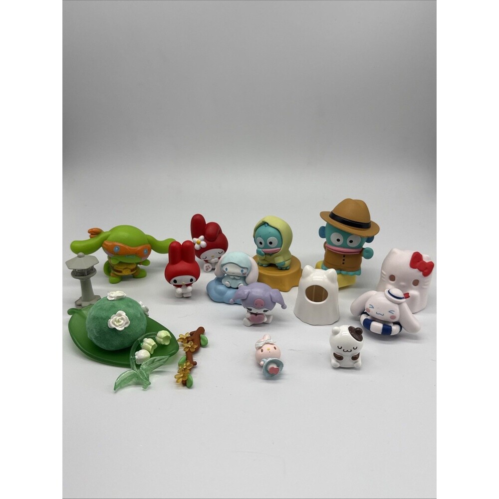 Sanrio Figure Lot Hello Kitty My Melody Kuromi Cinnamoroll Hangyodon Pochacco